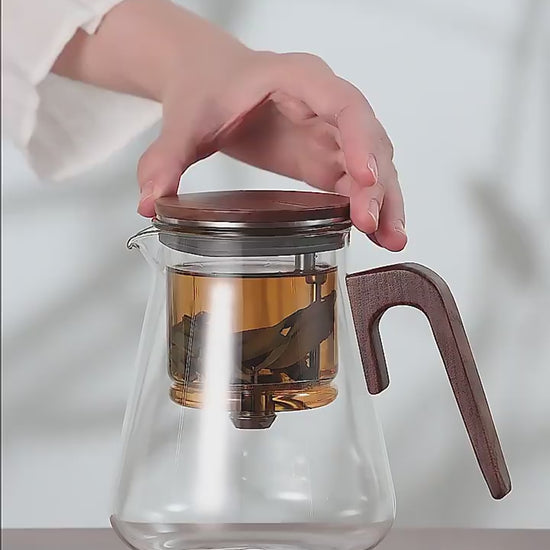 Bonston Walnut Handle Glass Teapot 800ml - product video